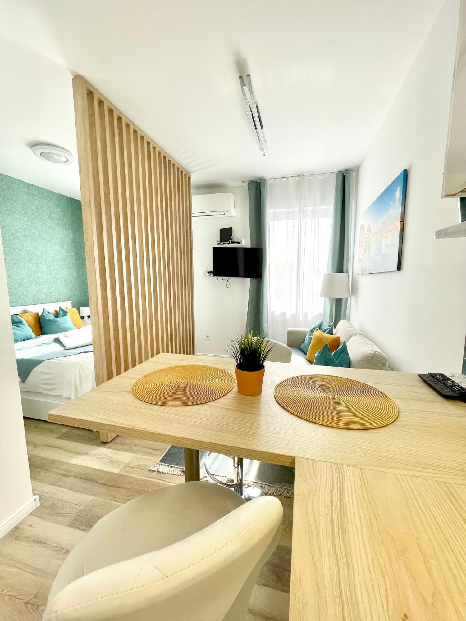 Margaret Apartment Next To The Lukacs Spa With Panorama Danube Budapest Exterior photo